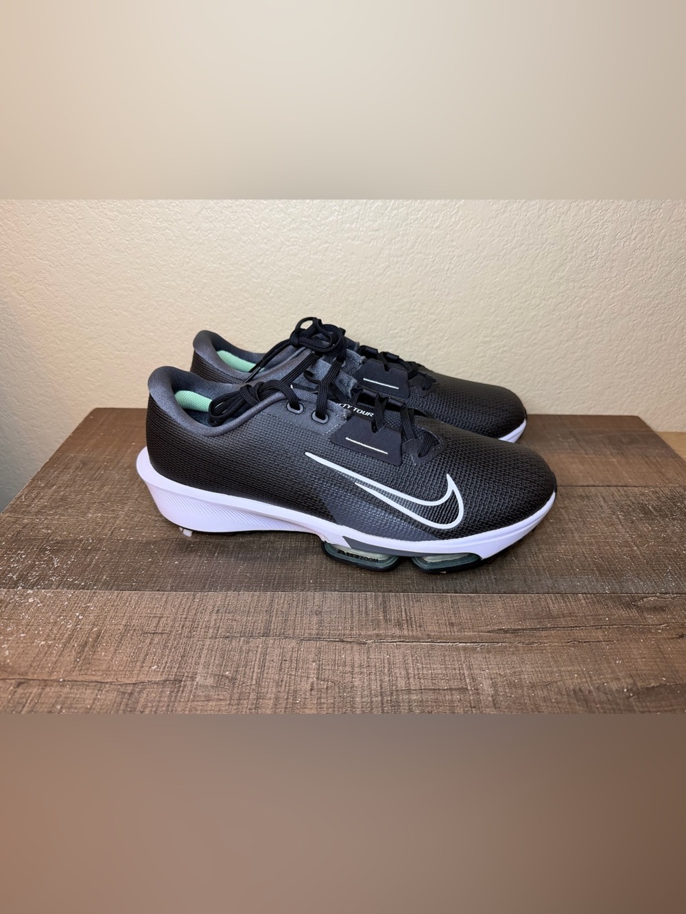 Nike Air Zoom Infinity Tour 2 Golf Shoes Wide “Black White”
- Size 11 W Men.